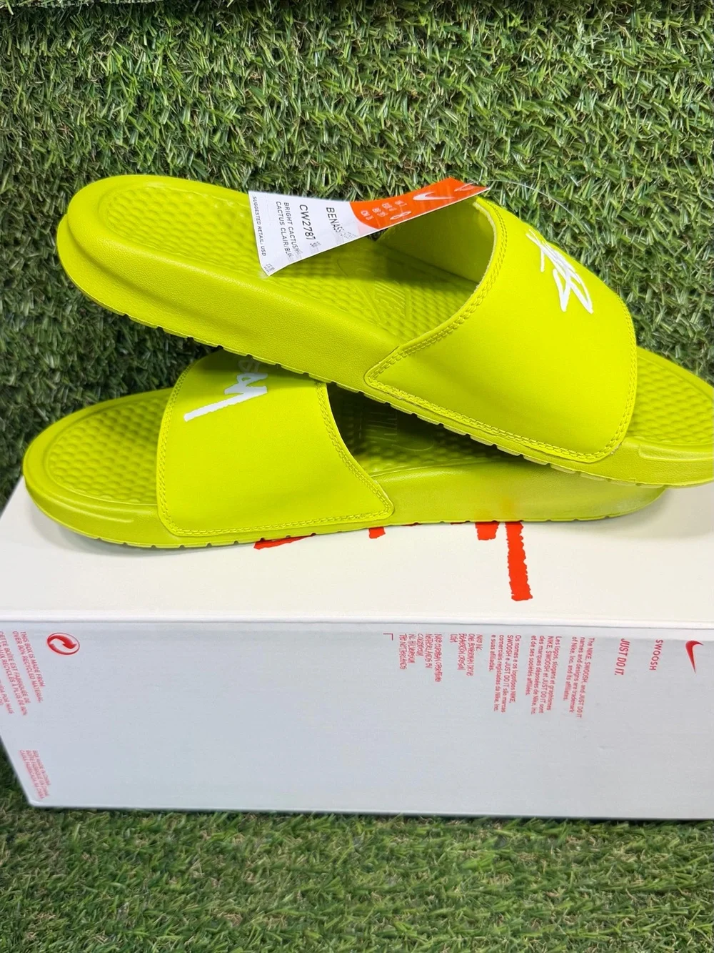 Nike x Stussy Benassi Slide Bright Cactus Volt Green CW2787-300 Men's Size 8 NIB